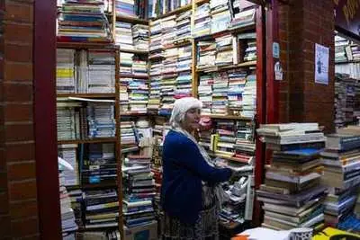Room to read the setting
